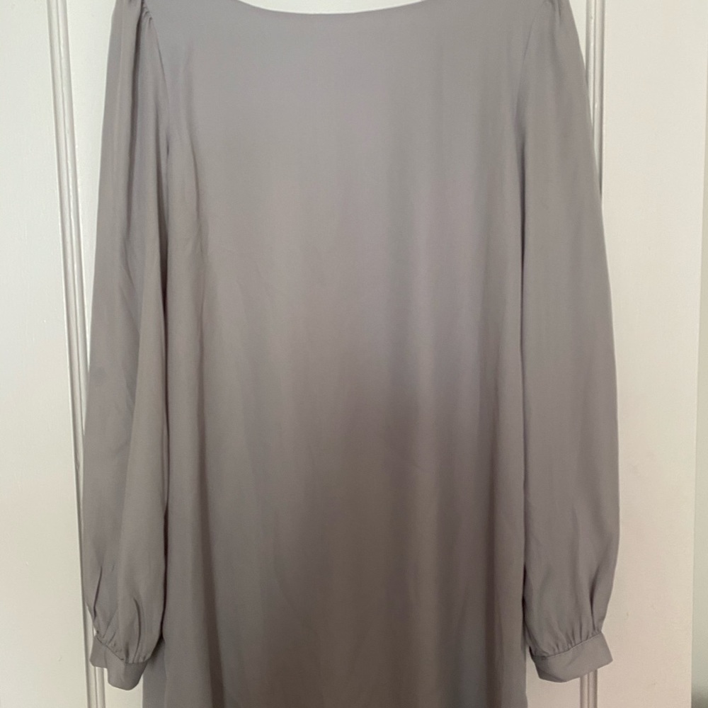 Lulu’s Gray Chiffon Shift Dress